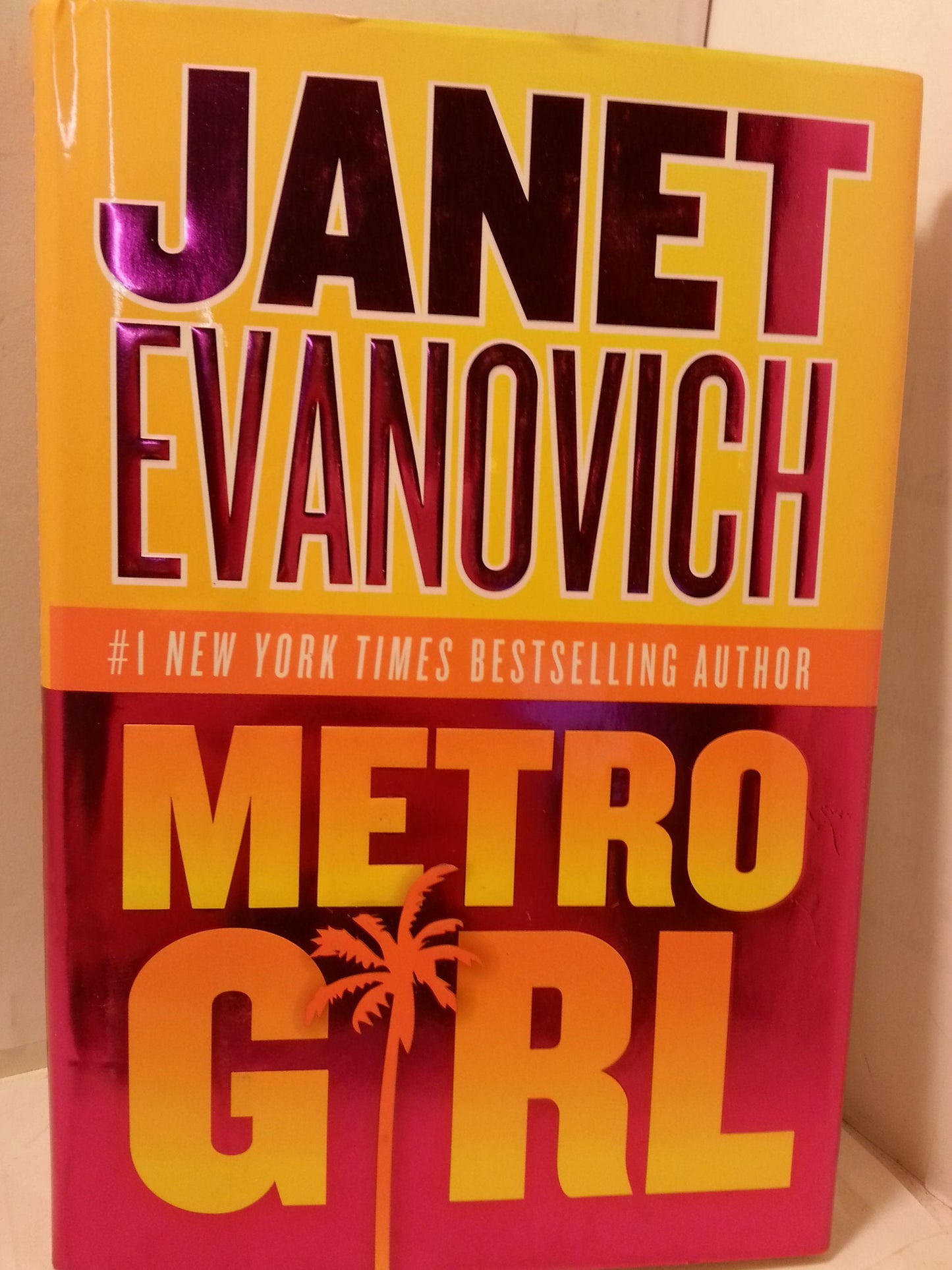 Metro Girl (Alex Barnaby Series #1) The Happy Book Stack