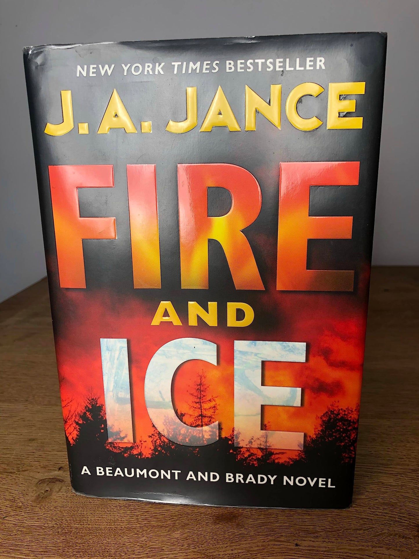Fire and Ice: A Beaumont and Brady Novel (J. P. Beaumont Novel, 19) The Happy Book Stack