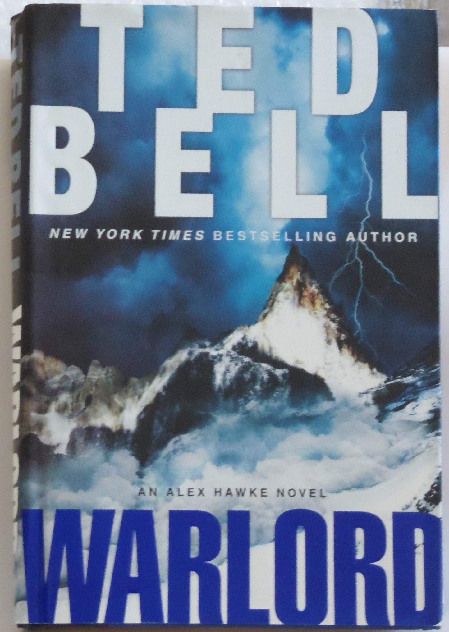 Warlord: An Alex Hawke Novel (Alex Hawke Novels, 6) The Happy Book Stack