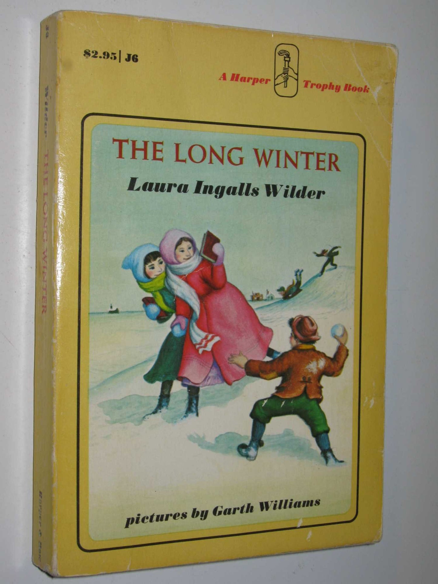 The Long Winter: A Newbery Honor Award Winner (Little House, 6) The Happy Book Stack
