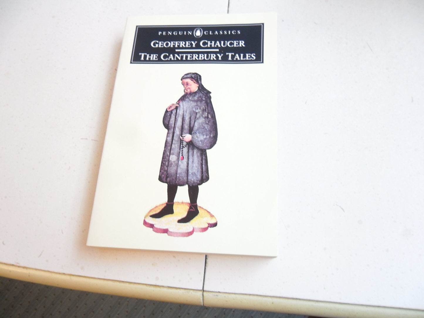 The Canterbury Tales: In Modern English (Penguin Classics) The Happy Book Stack