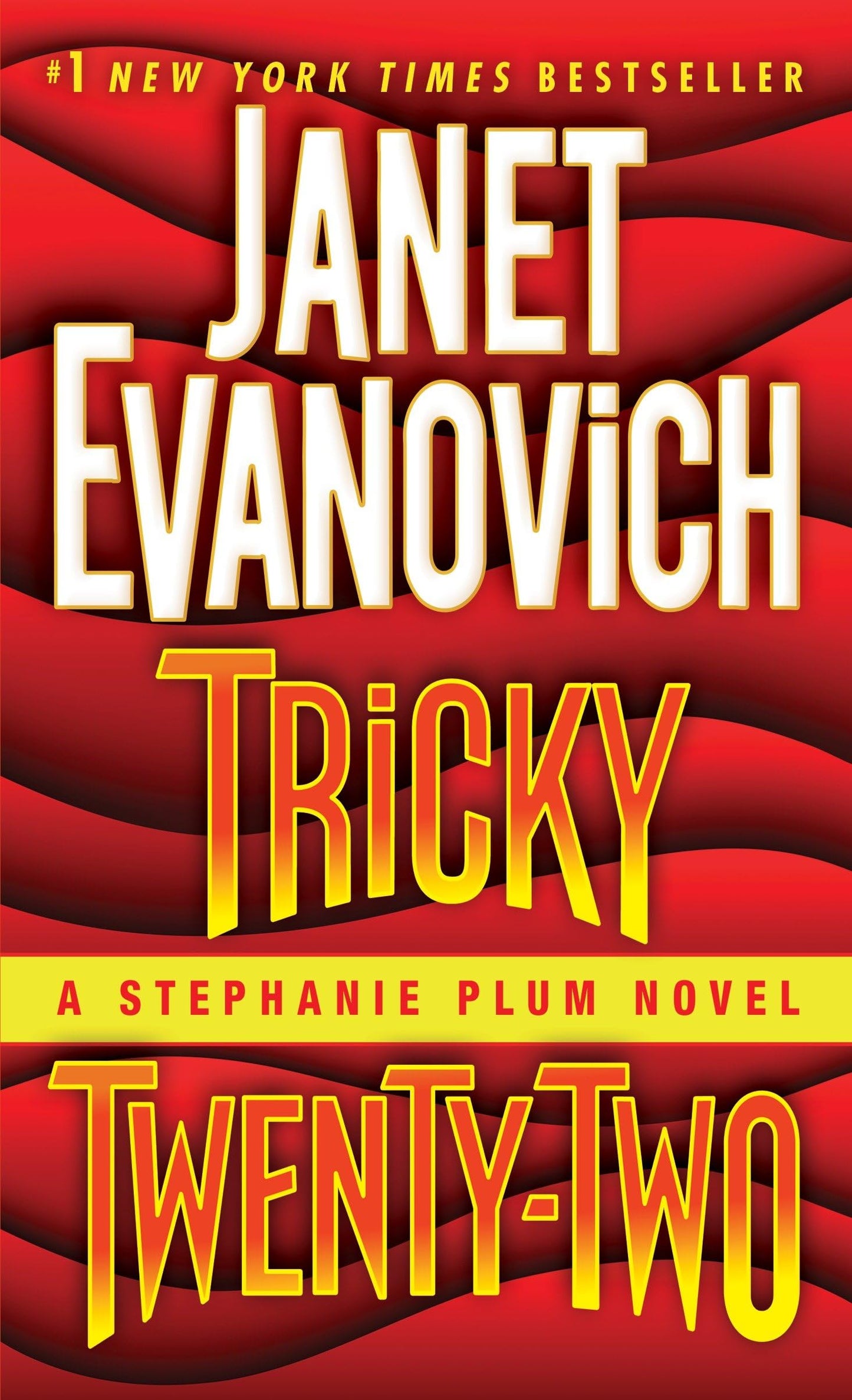 Tricky Twenty-Two: A Stephanie Plum Novel The Happy Book Stack