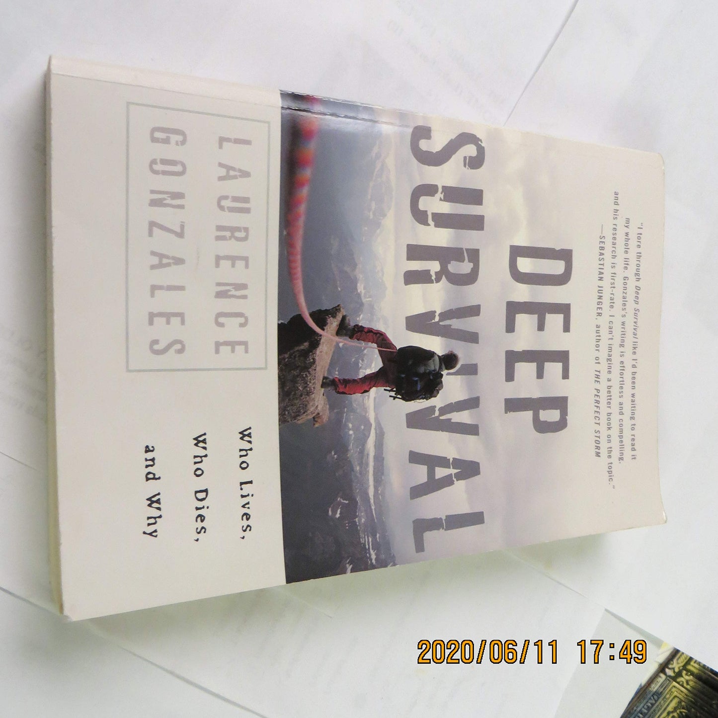 Deep Survival: Who Lives, Who Dies, and Why The Happy Book Stack
