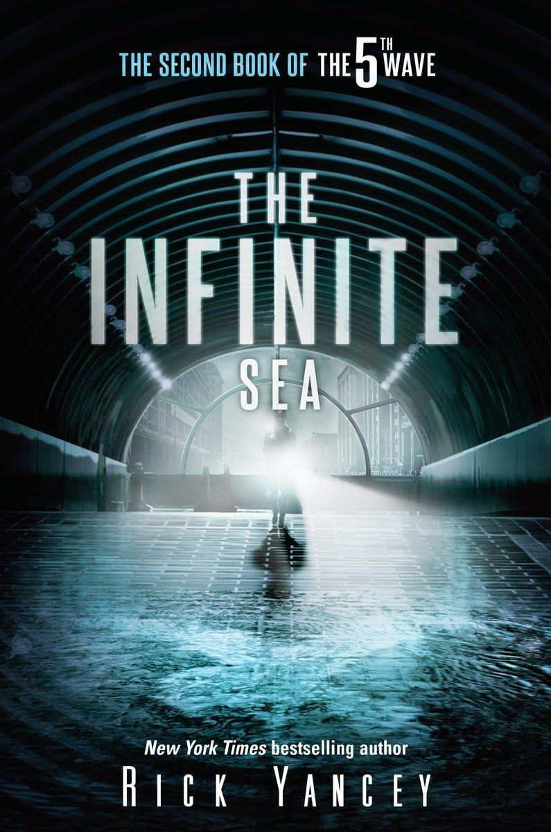 The Infinite Sea: The Second Book of the 5th Wave The Happy Book Stack