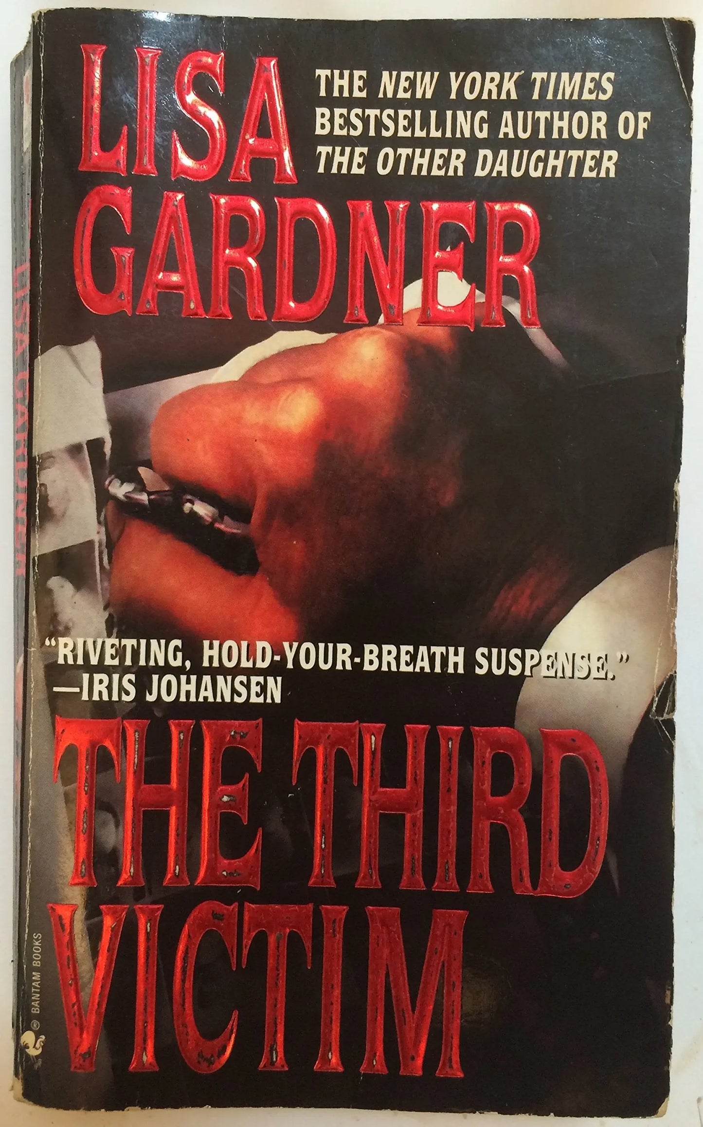 The Third Victim: An FBI Profiler Novel The Happy Book Stack