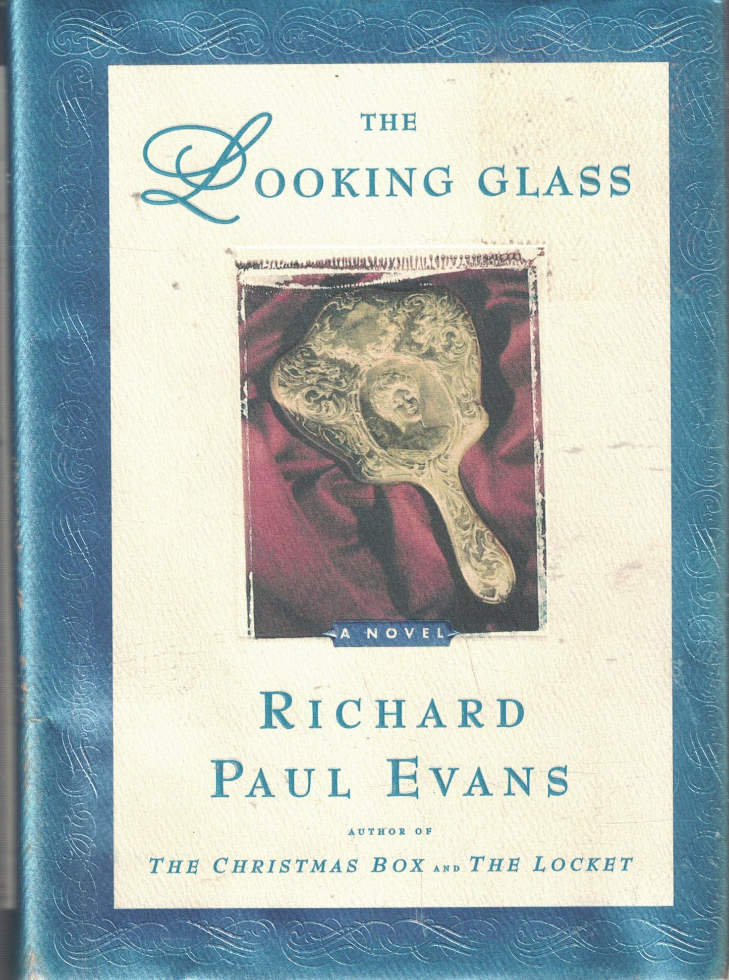 The Looking Glass: A Novel (The Locket Series) The Happy Book Stack