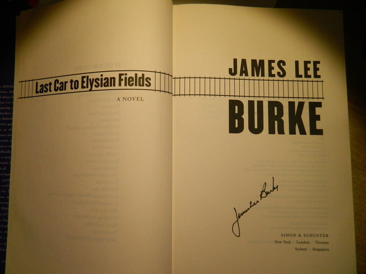 Last Car to Elysian Fields: A Dave Robicheaux Novel The Happy Book Stack