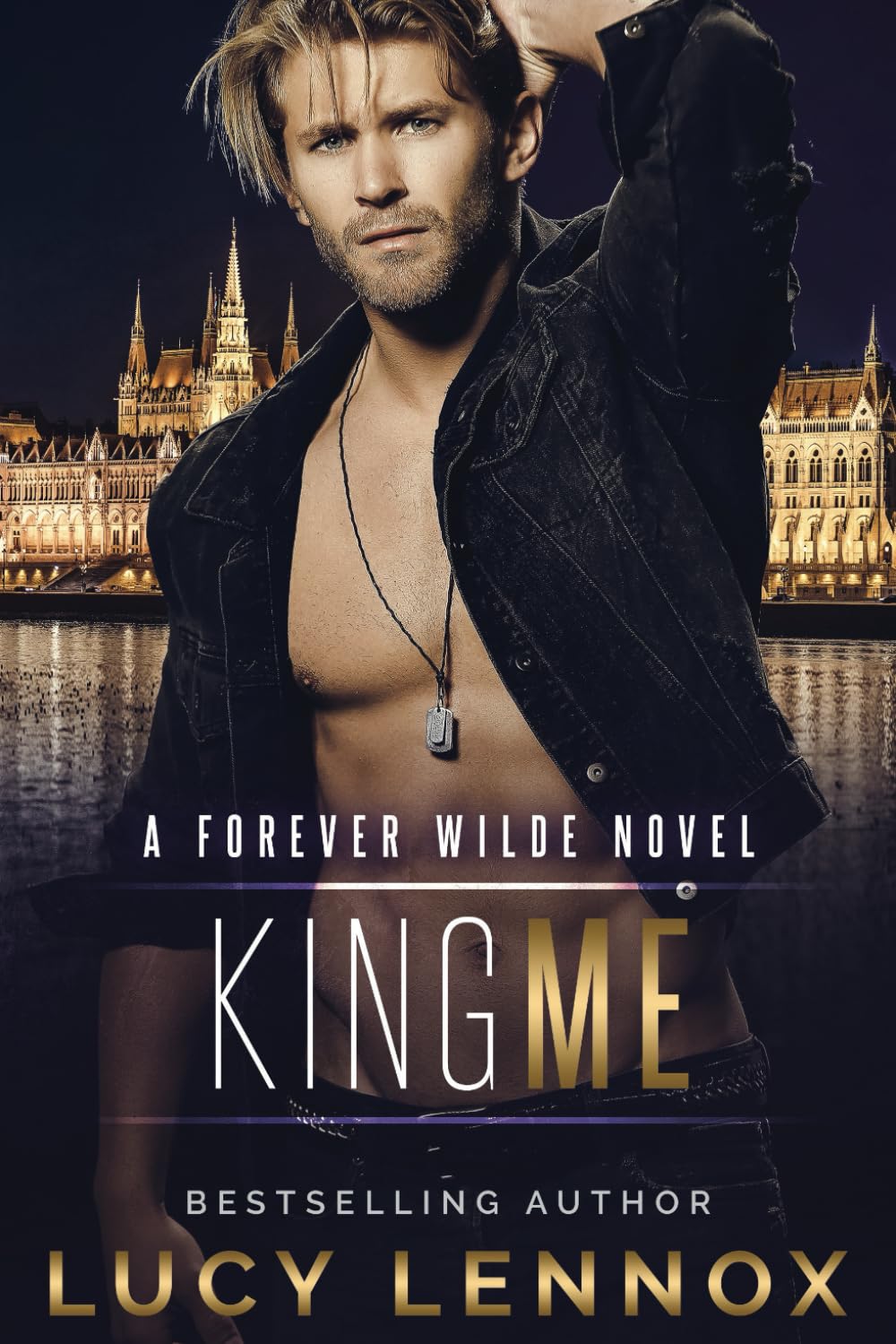 King Me: A Forever Wilde Novel The Happy Book Stack