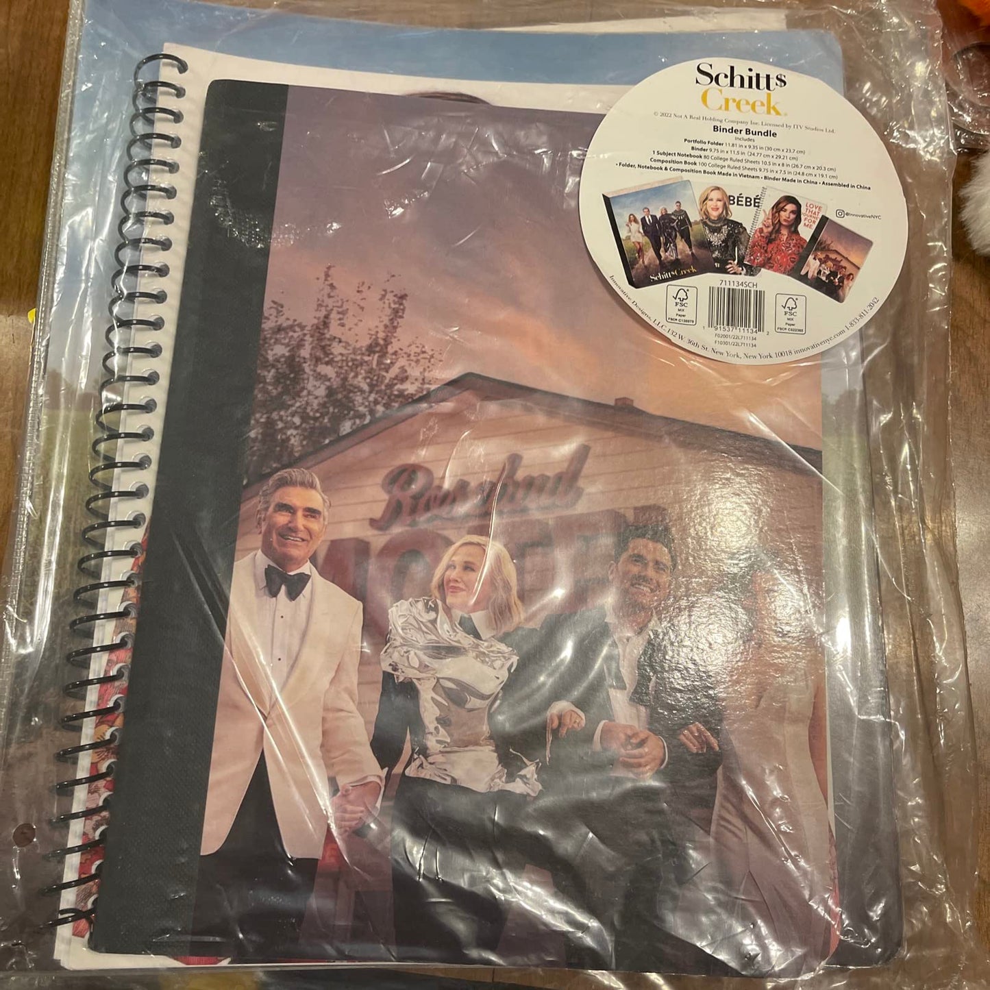 Generic Schitt$ Creek Binder Bundle - 4509