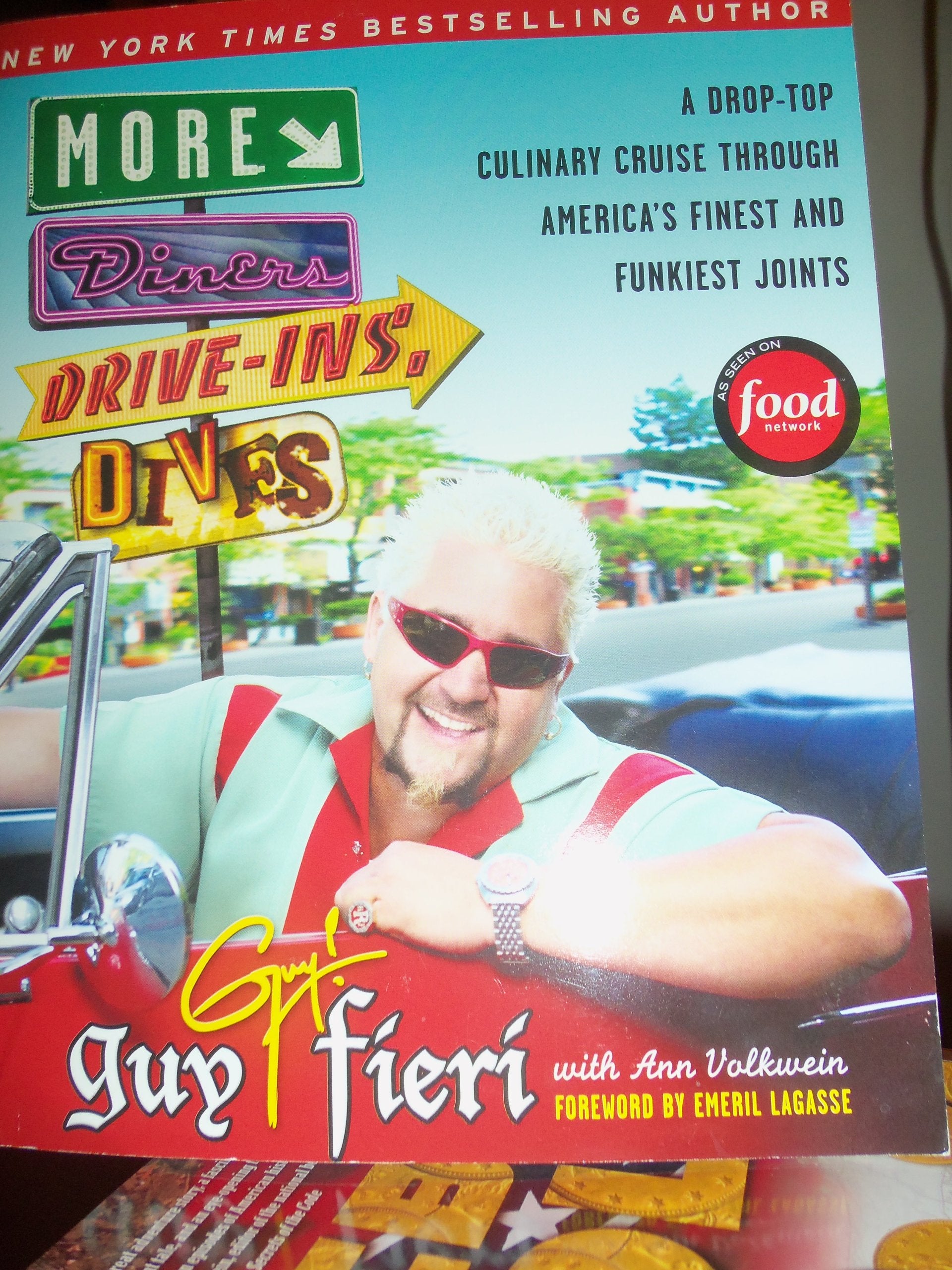 More Diners, Drive-ins and Dives: A Drop-Top Culinary Cruise Through America's Finest and Funkiest Joints The Happy Book Stack