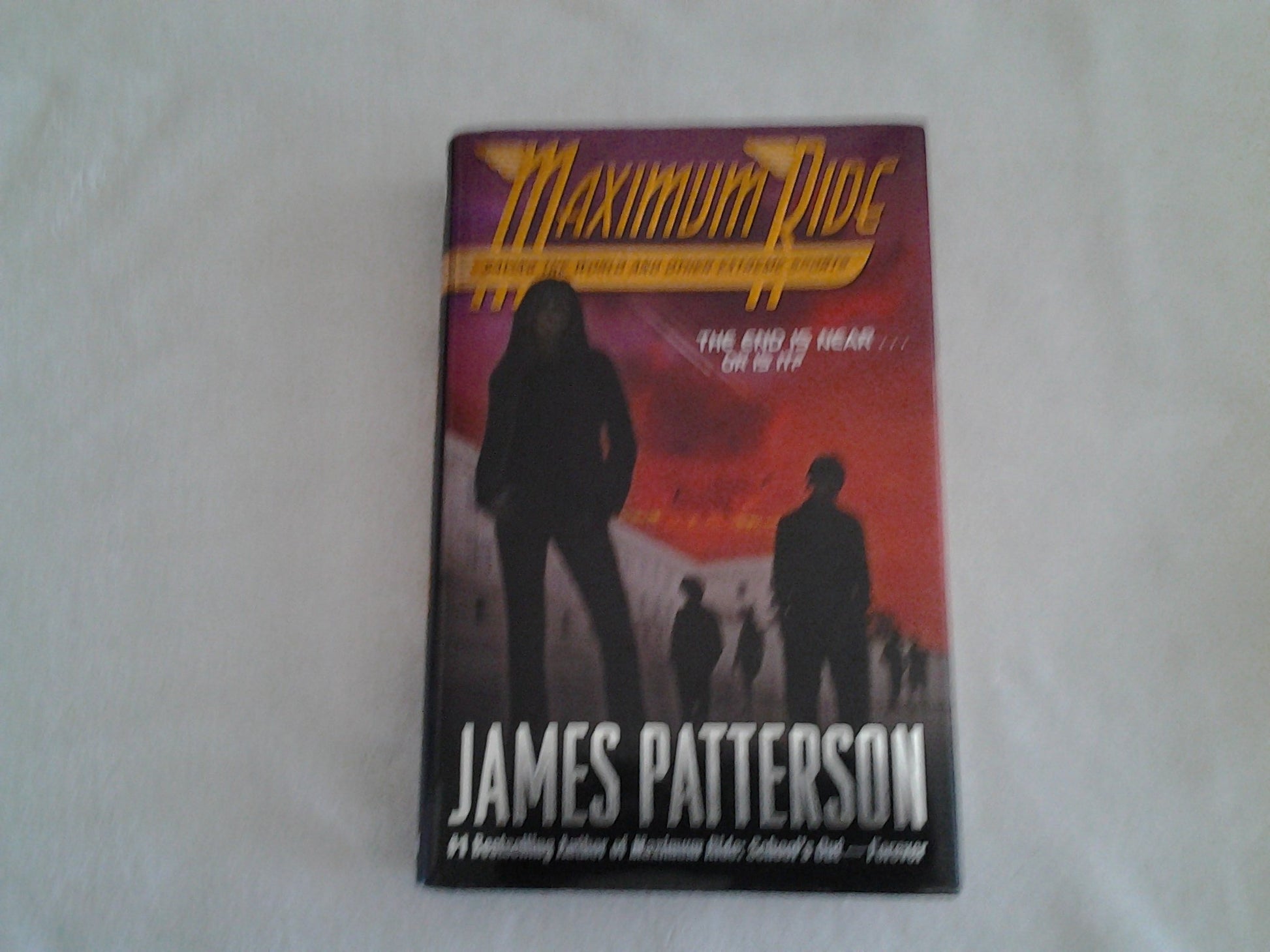 Maximum Ride Saving The World And Other Extreme Sports The Happy Book Stack