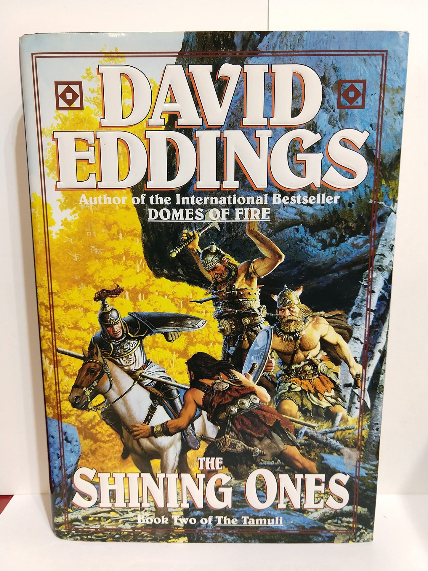 The Shining Ones (Tamuli, Book 2) The Happy Book Stack