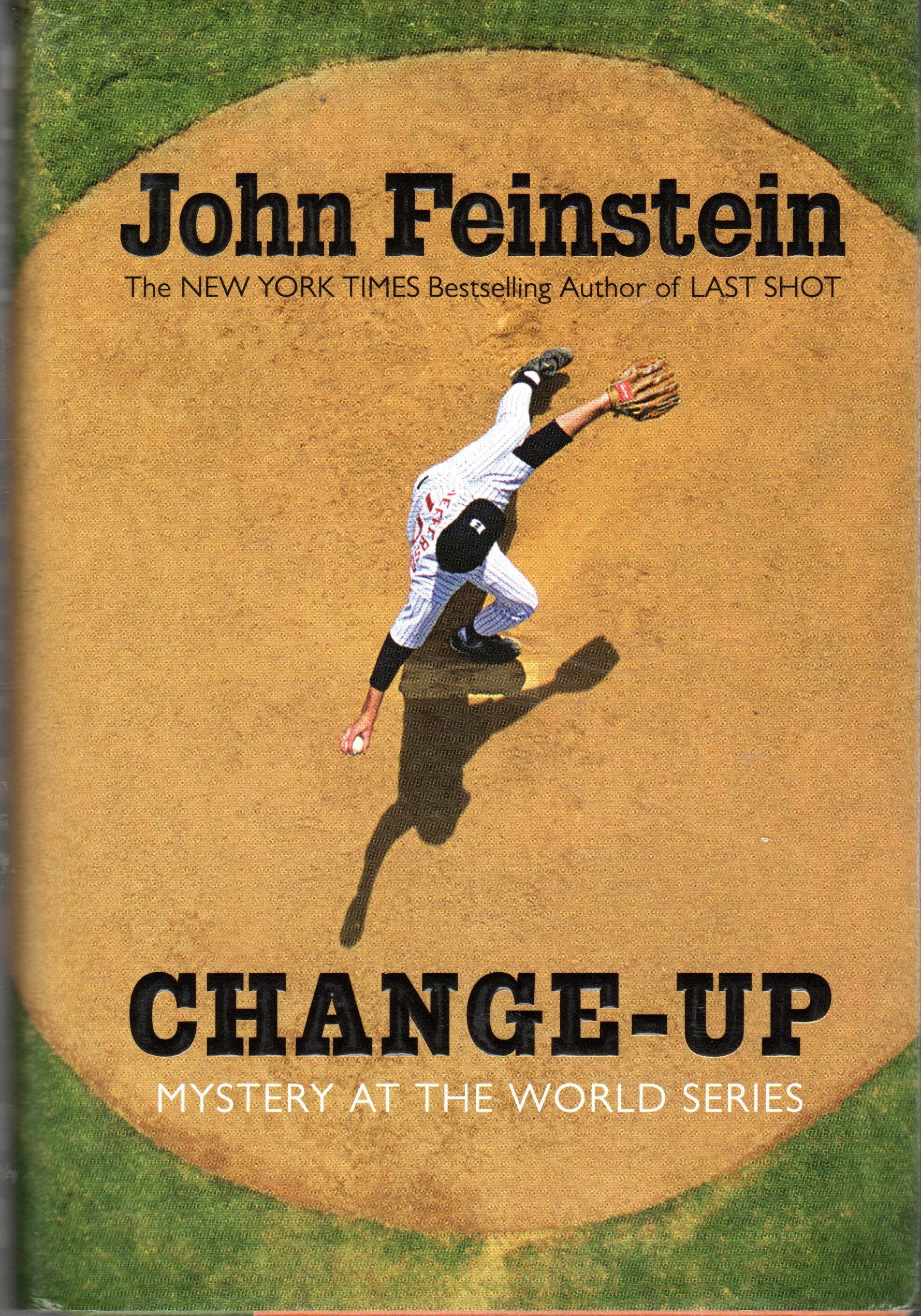 Change-Up: Mystery at the World Series (The Sports Beat, 4) The Happy Book Stack