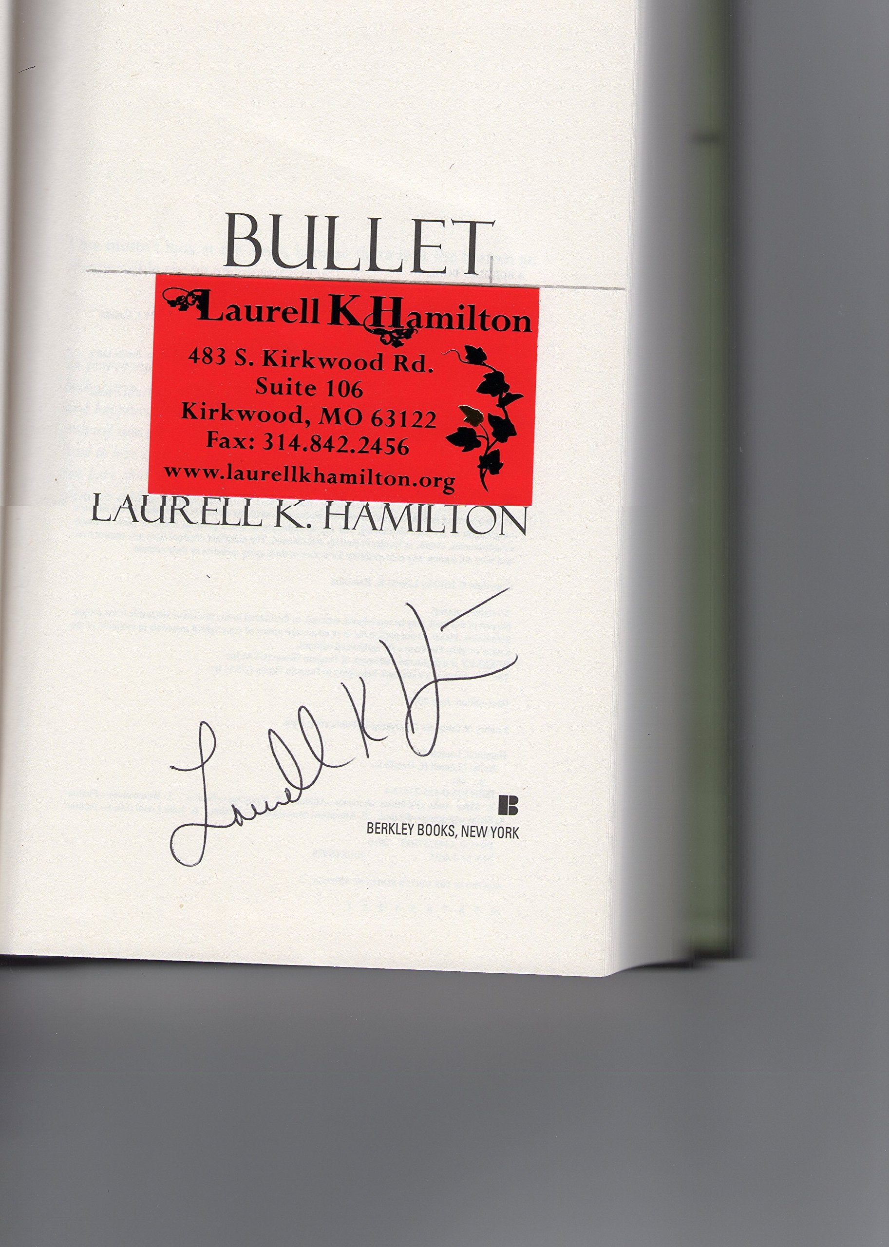 Bullet (Anita Blake, Vampire Hunter) The Happy Book Stack