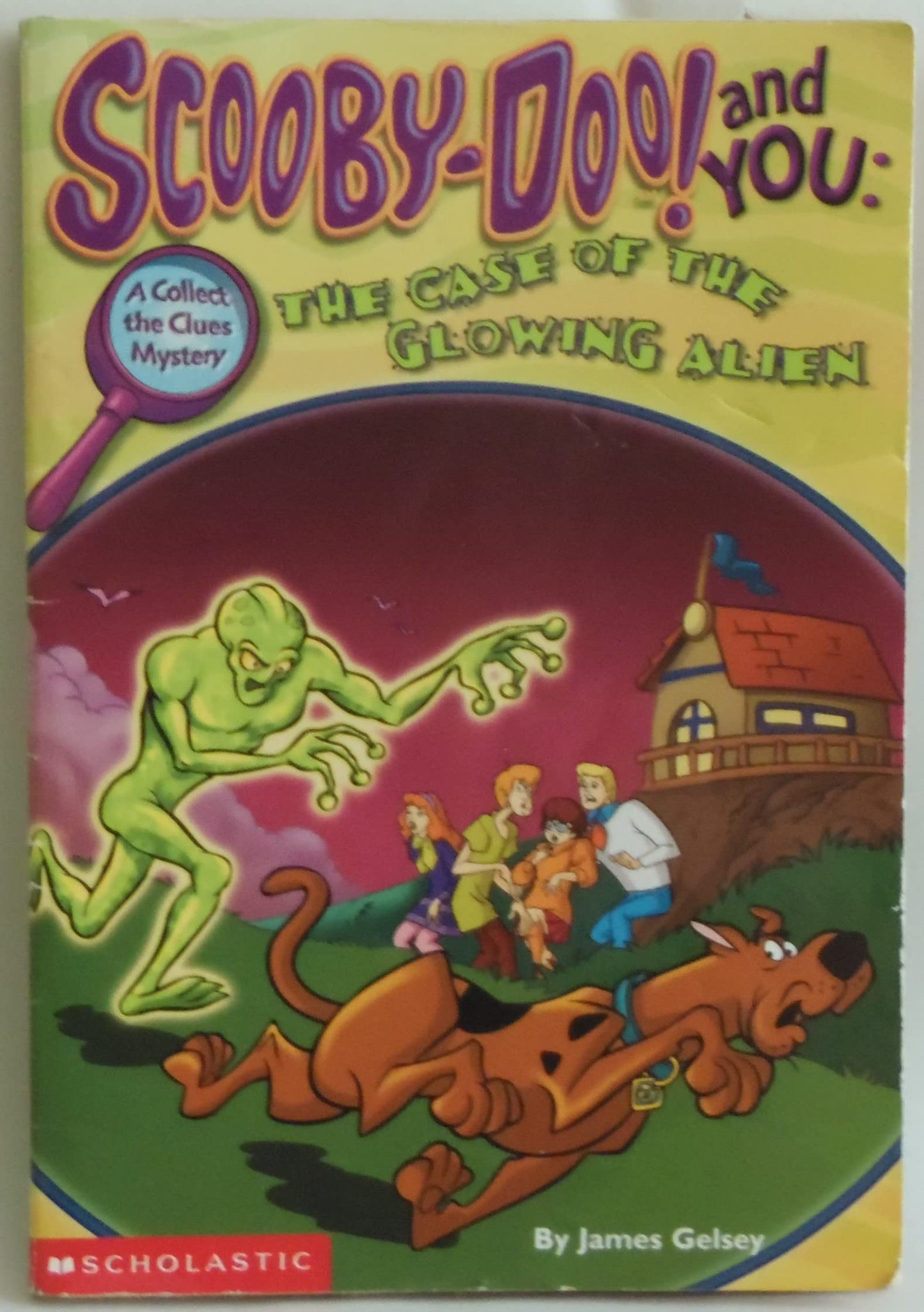 The Case of the Glowing Alien (Scooby-Doo! and You, a Collect the Clues Mystery) The Happy Book Stack