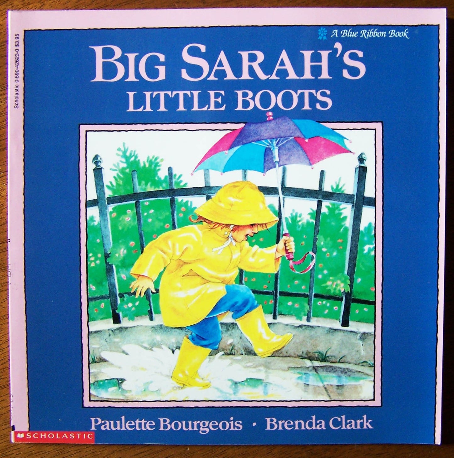 Big Sarah's Little Boots (A Blue Ribbon Book) - 7922