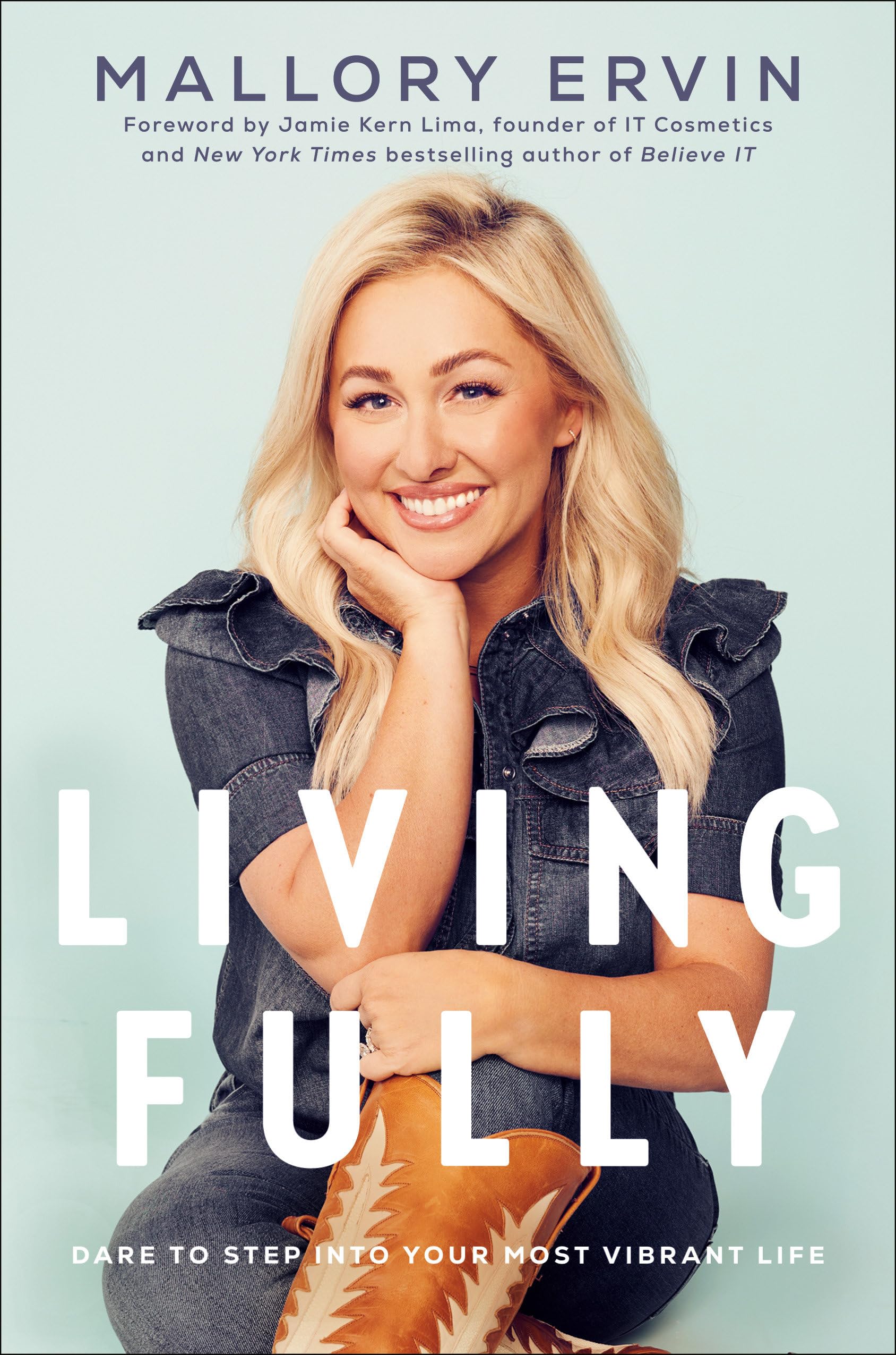 Living Fully: Dare to Step into Your Most Vibrant Life The Happy Book Stack