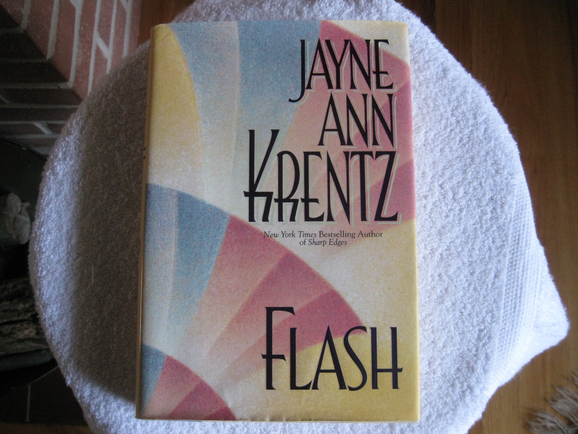 Flash The Happy Book Stack