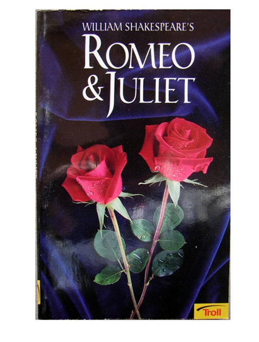 Romeo & Juliet The Happy Book Stack