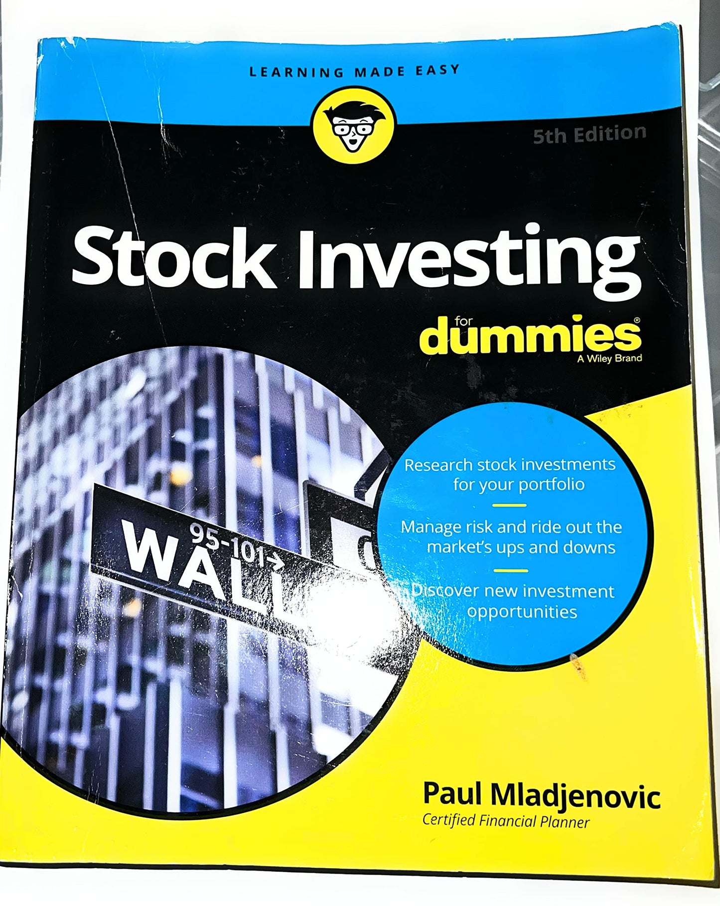 Stock Investing For Dummies, 5th Edition (For Dummies (Business & Personal Finance)) The Happy Book Stack