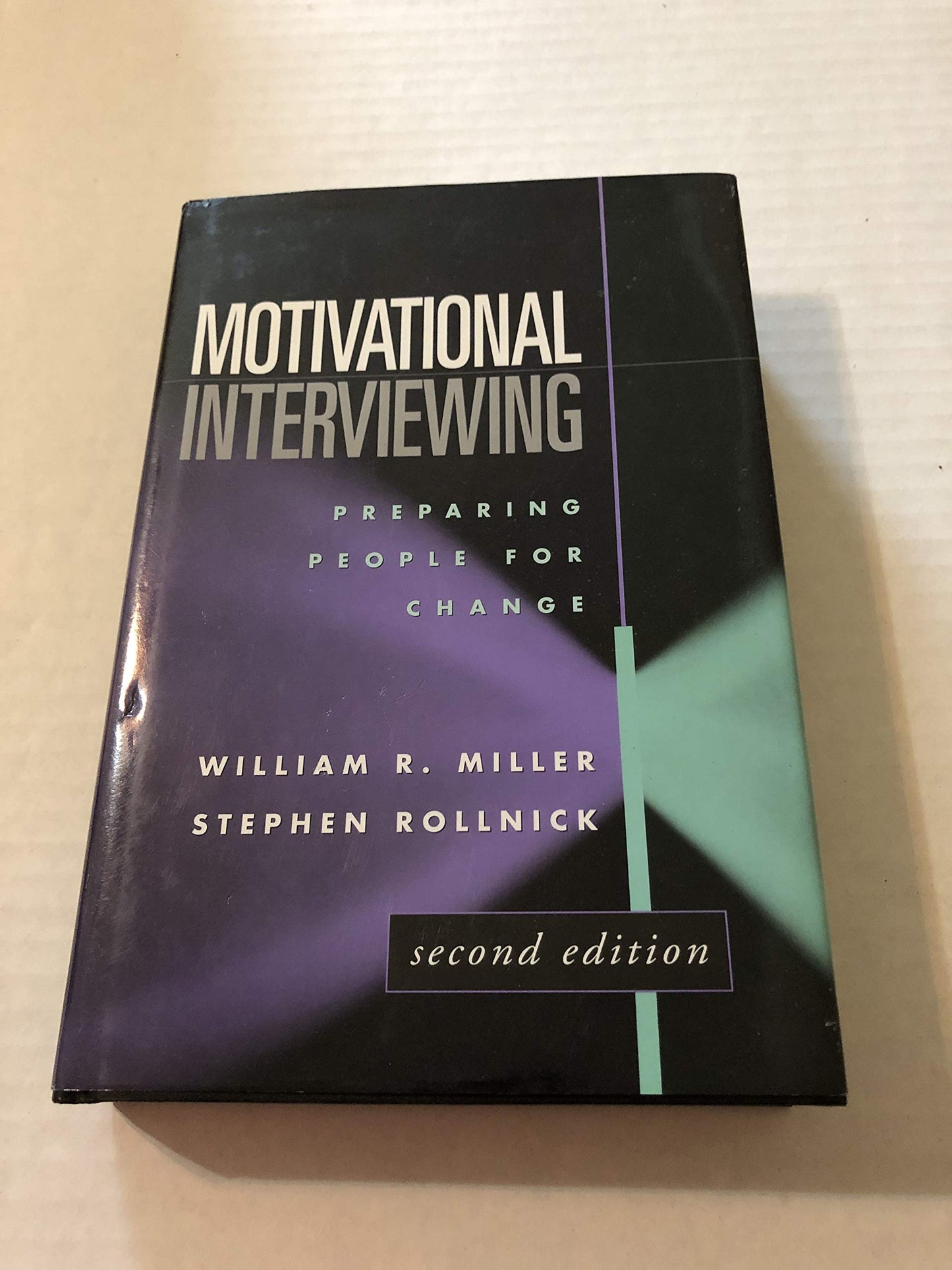 Motivational Interviewing: Preparing People for Change, 2nd Edition The Happy Book Stack