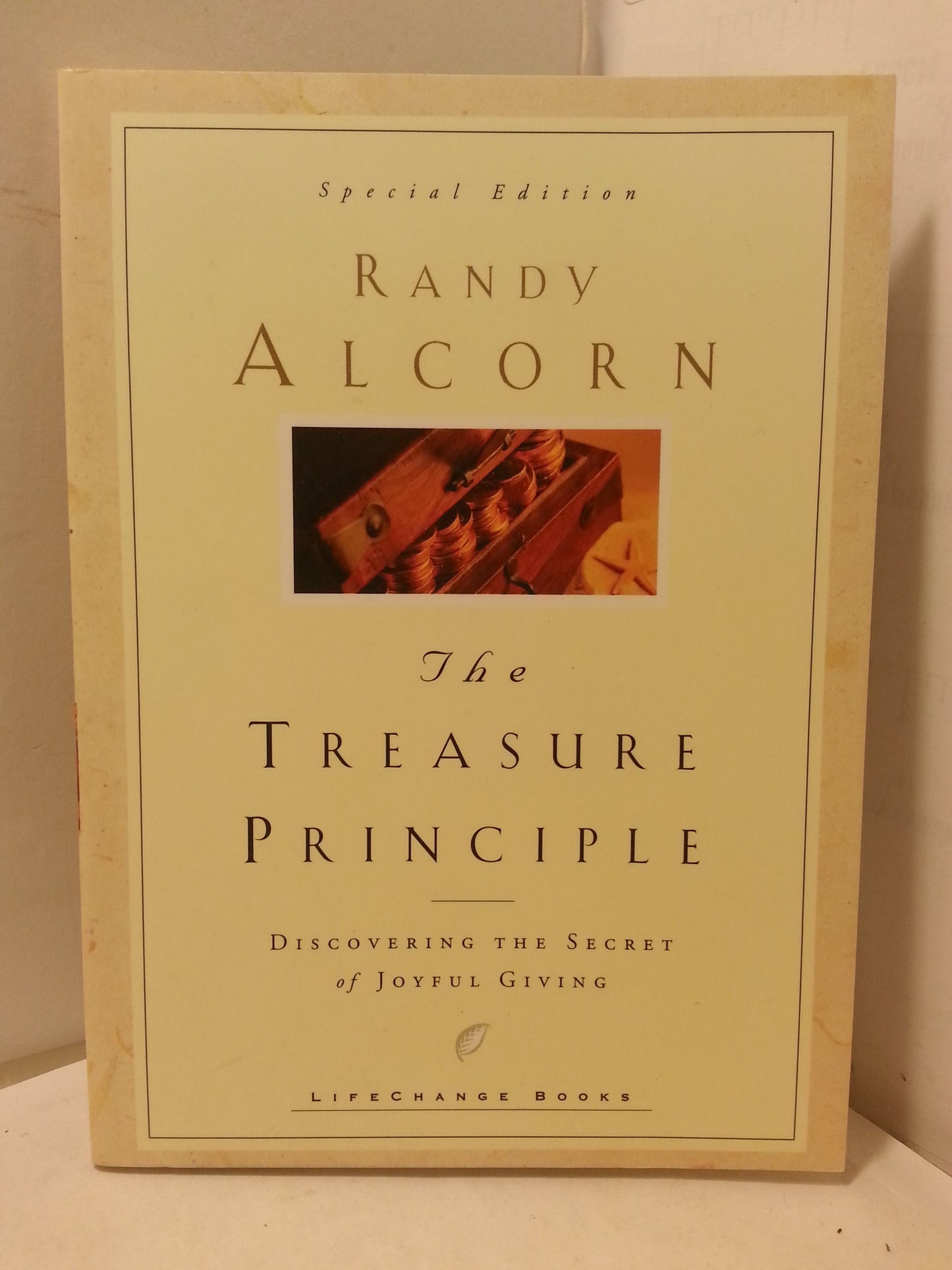 The Treasure Principle: Discovering the Secret of Joyful Giving (LifeChange Books) The Happy Book Stack