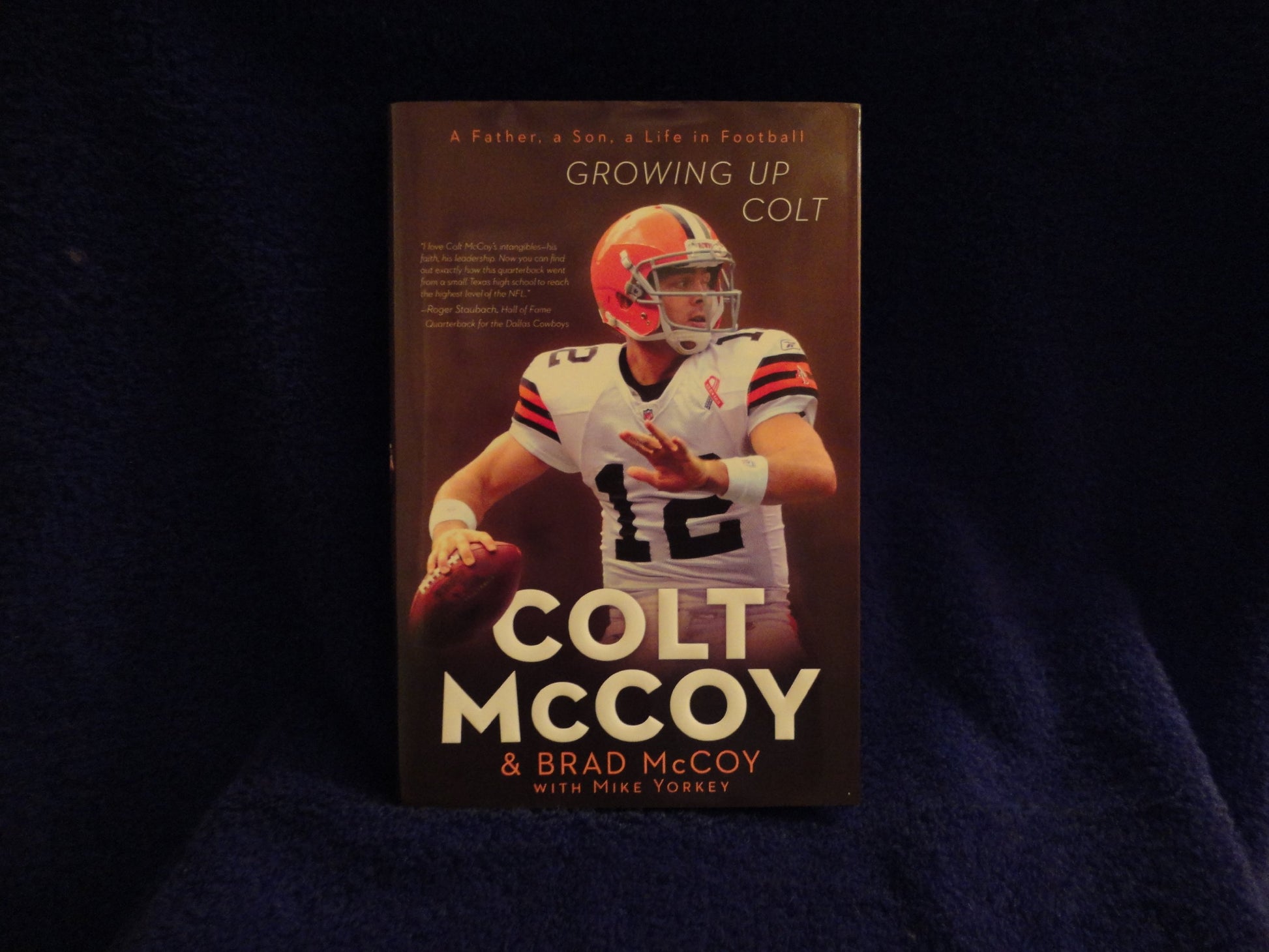 Growing Up Colt: A Father, a Son, a Life in Football The Happy Book Stack