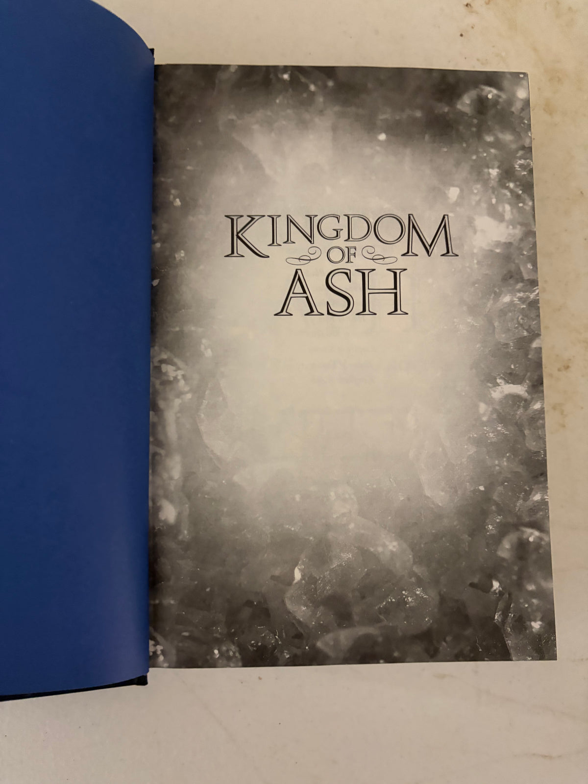 Kingdom of Ash by Sarah J. Maas – Exclusive Edition Hardcover with Illustrated Endpapers (Throne of Glass #7) Bloomsbury