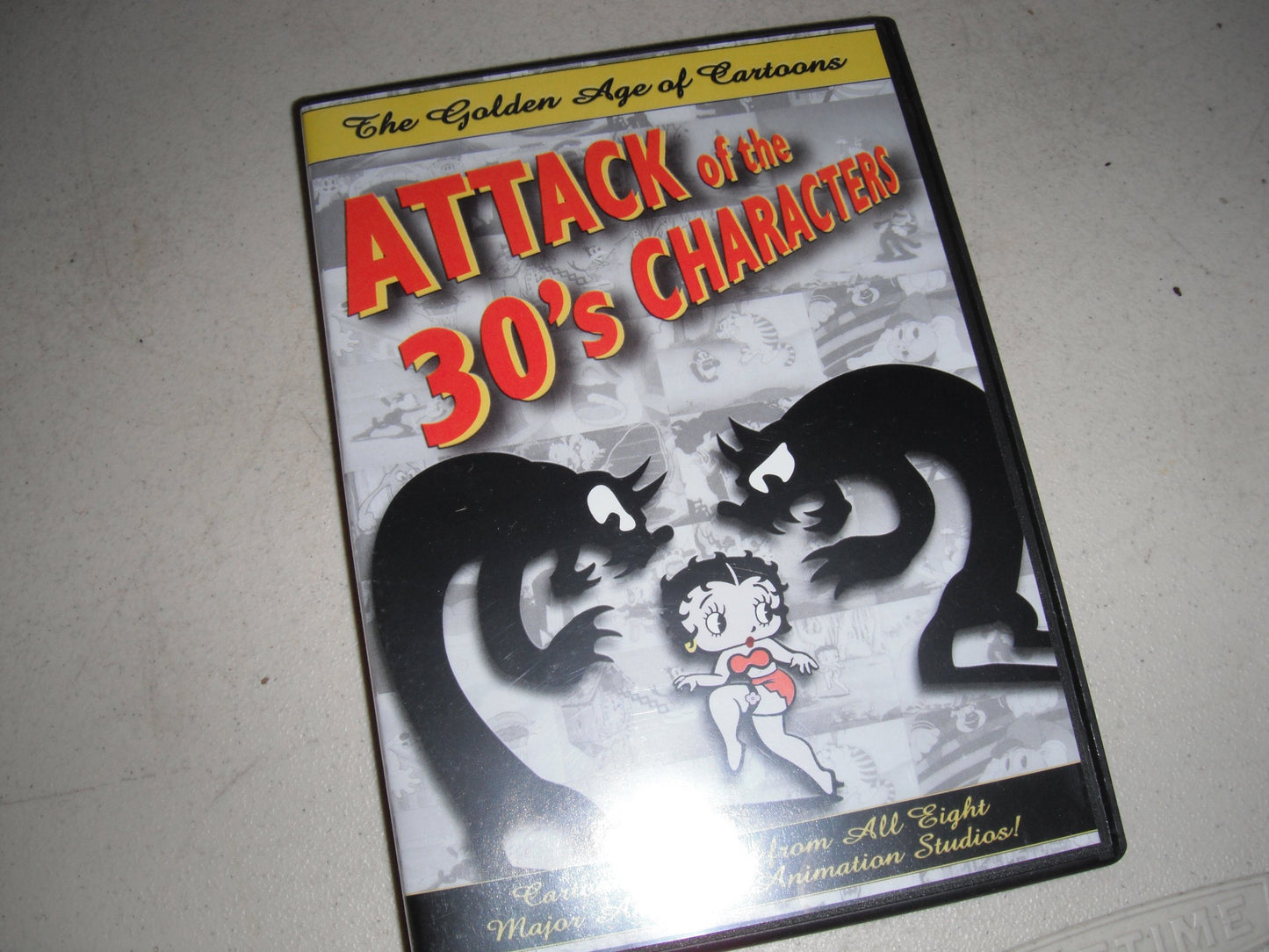 The Golden Age of Cartoons: Attack of the 30's Characters [DVD] - 4131