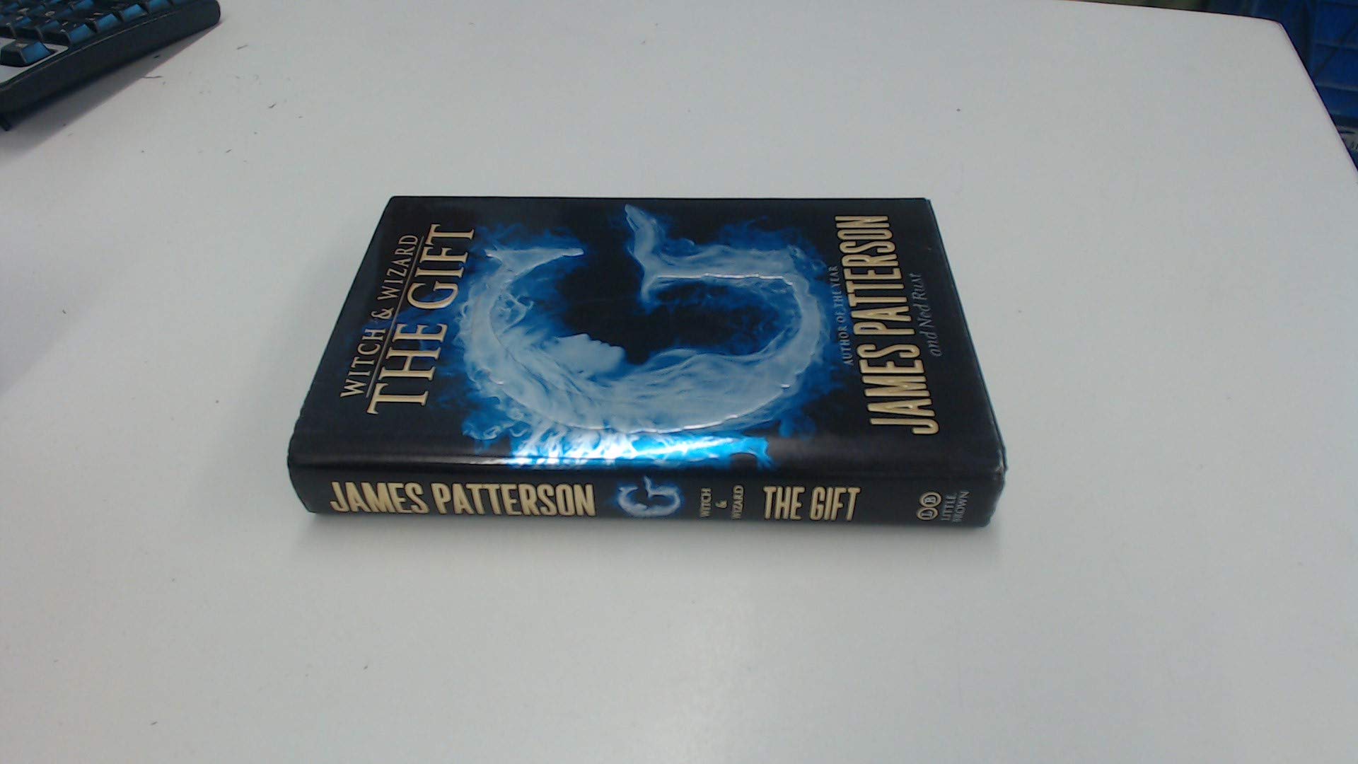 The Gift (Witch & Wizard) The Happy Book Stack